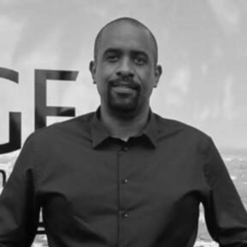 Rosan MOUNIEN Responsable du développement du Marché des Corporates CREDIT AGRICOLE MUTUEL DE GUADELOUPE